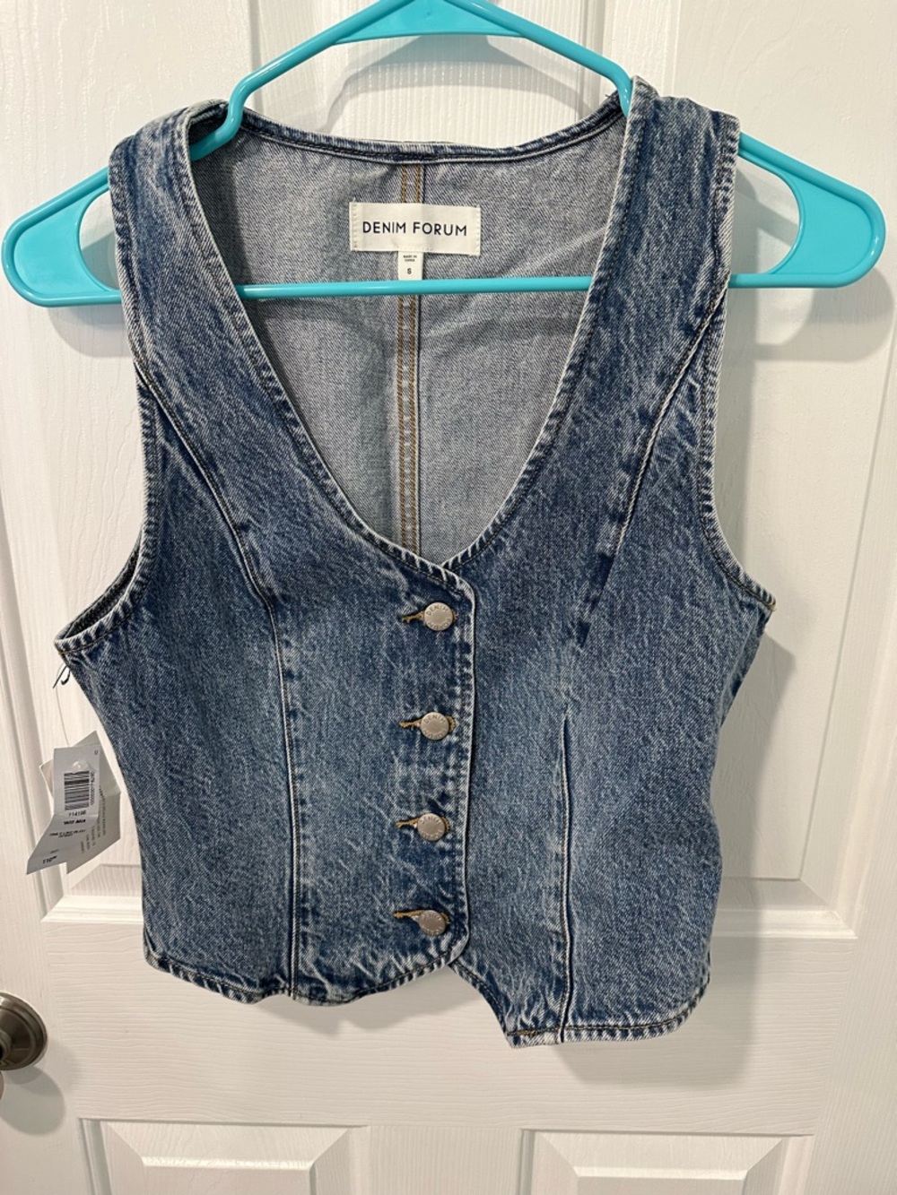 Aritzia Denim Crop Vest in Washed Blue